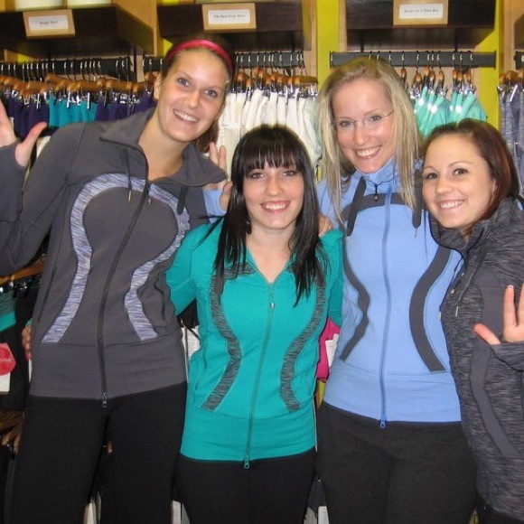 EUC Lululemon Purple Lilac Stride Hoodie Jacket 2 - Picture 5 of 7